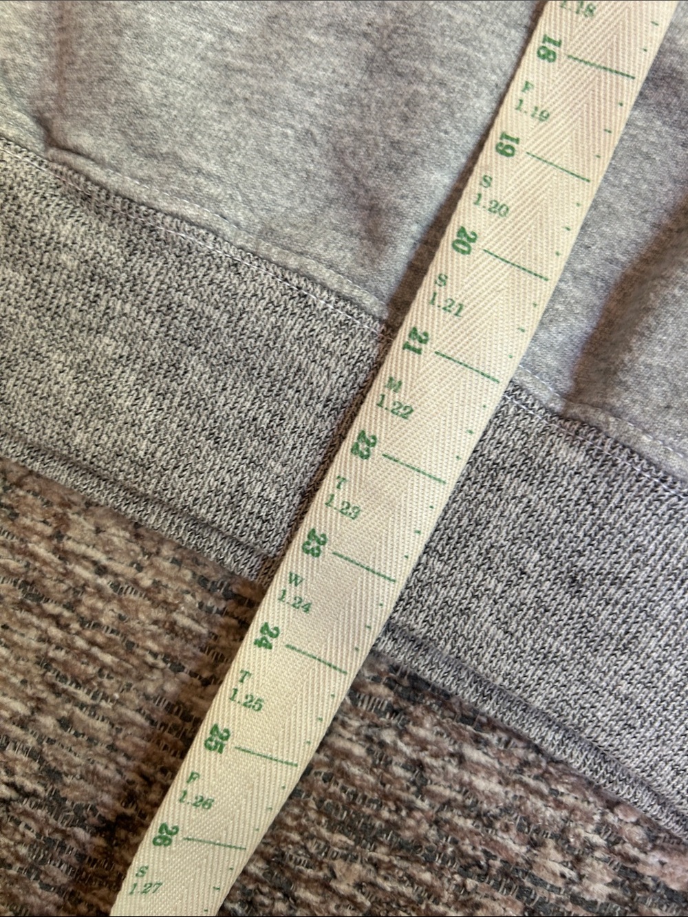 The Great light heather grey Henley Teammate Sweatshirt 2 M Soft Cozy Cotton - Picture 6 of 7
